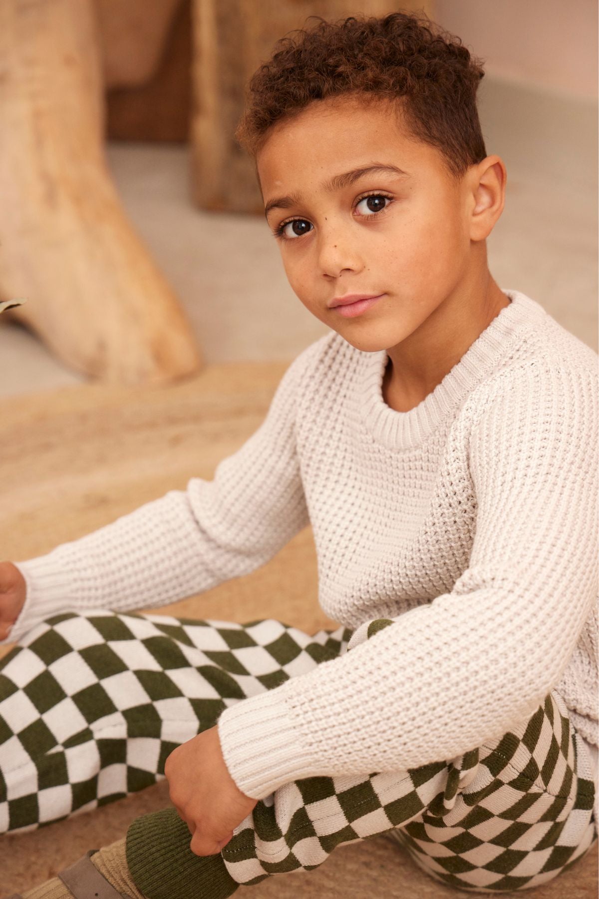 Waffle knit jumper in chalk in organic cotton cashmere, side view