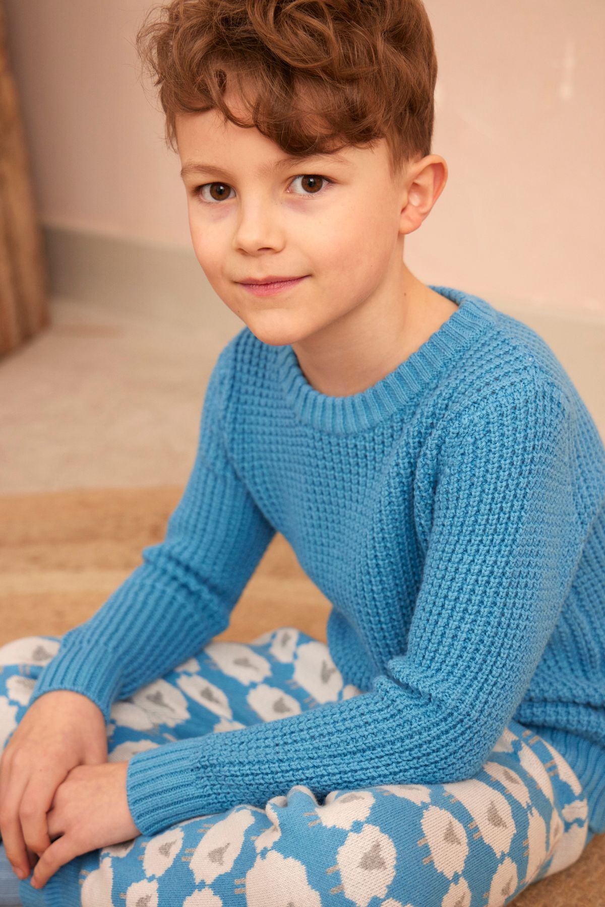 Waffle knit jumper in Iceland Blue in organic cotton cashmere, side view