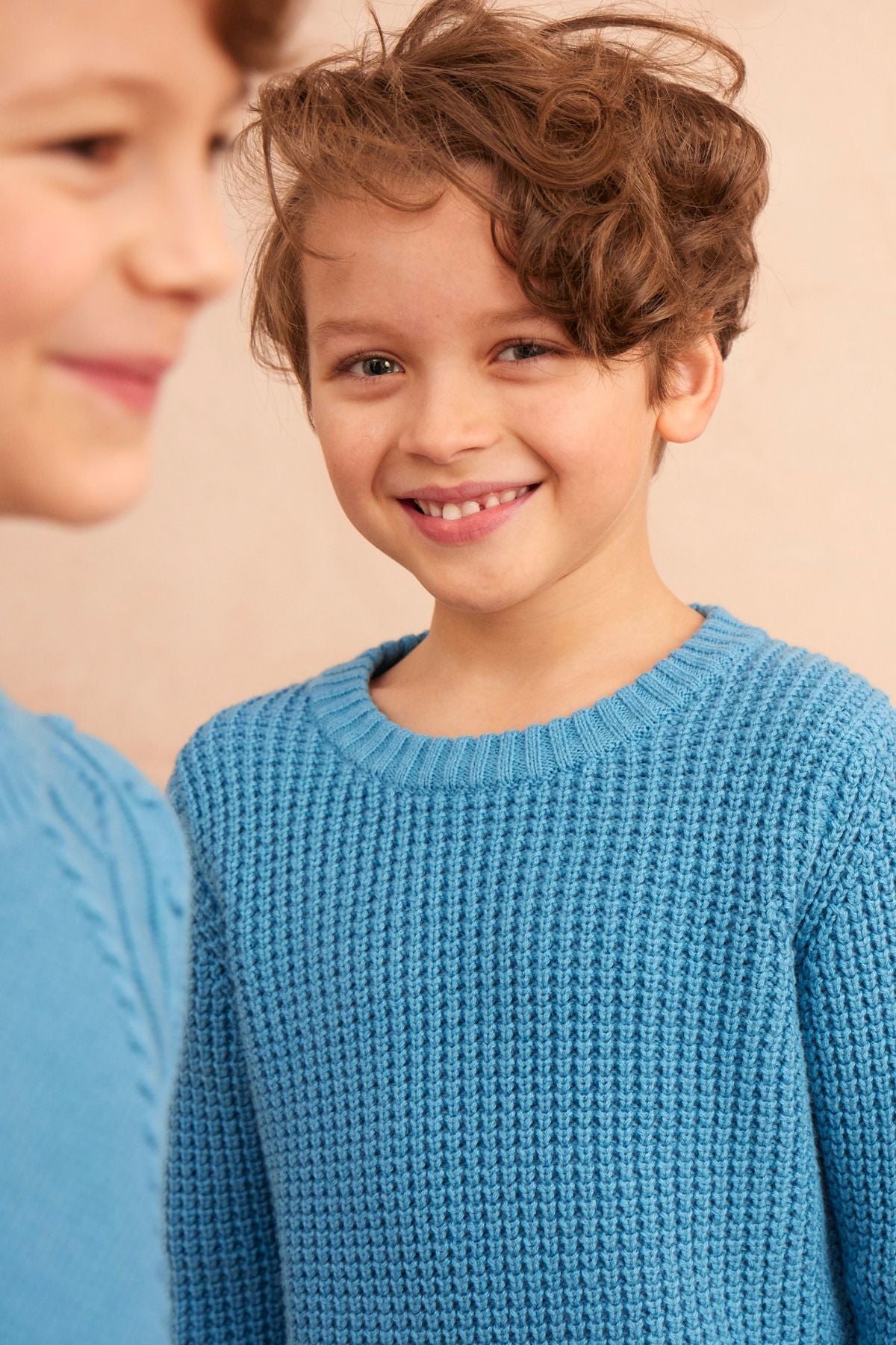 Waffle knit jumper in Iceland Blue in organic cotton cashmere, close up front view