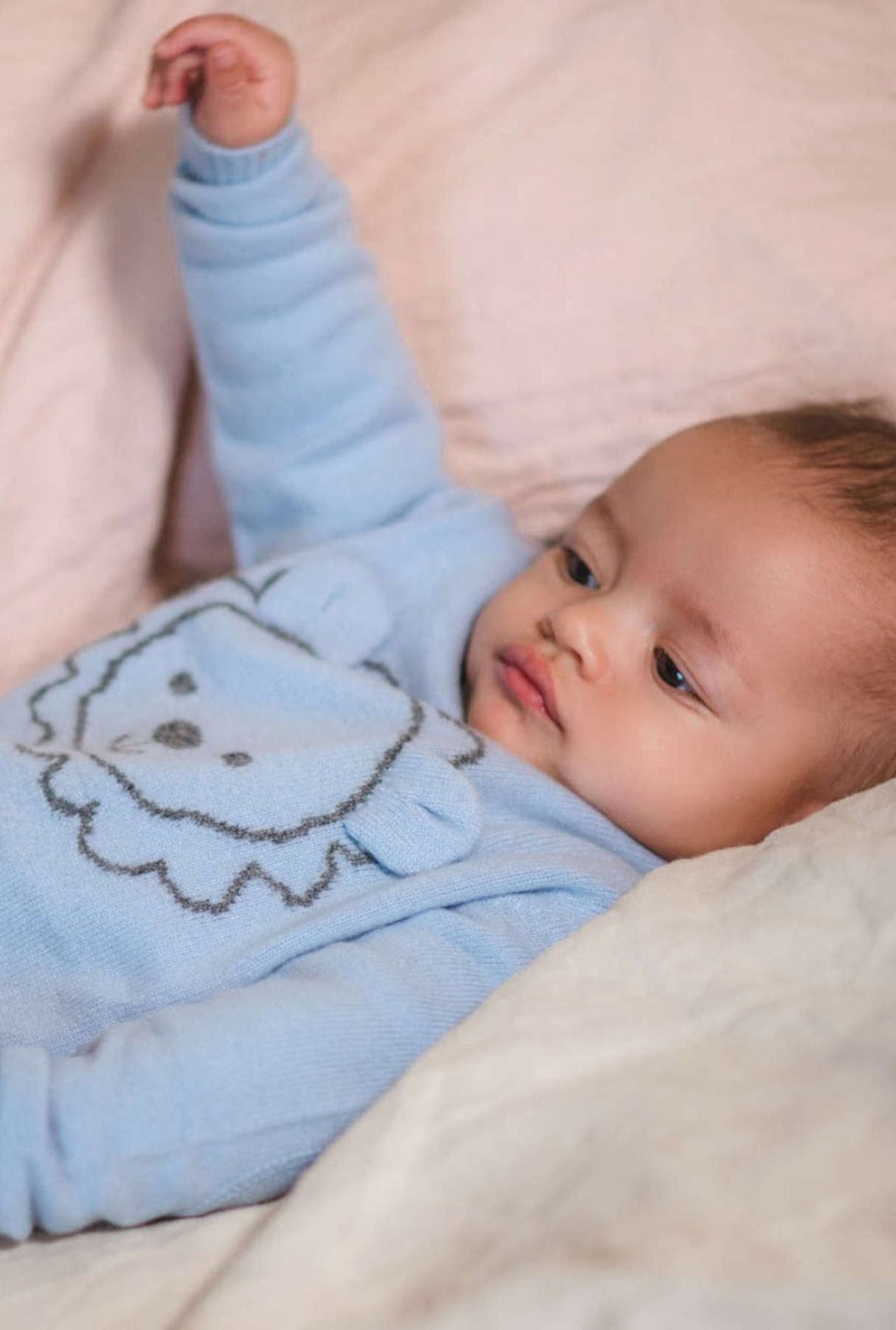 ROAR, Baby&#39;s first cashmere Jumper: a sweet little 2 ply Lion Jumper complete with 3D ears for your Little Baby Cub.   Made with pure cashmere from Inner Mongolia, it will keep your Tiny One cosy and warm all winter long.